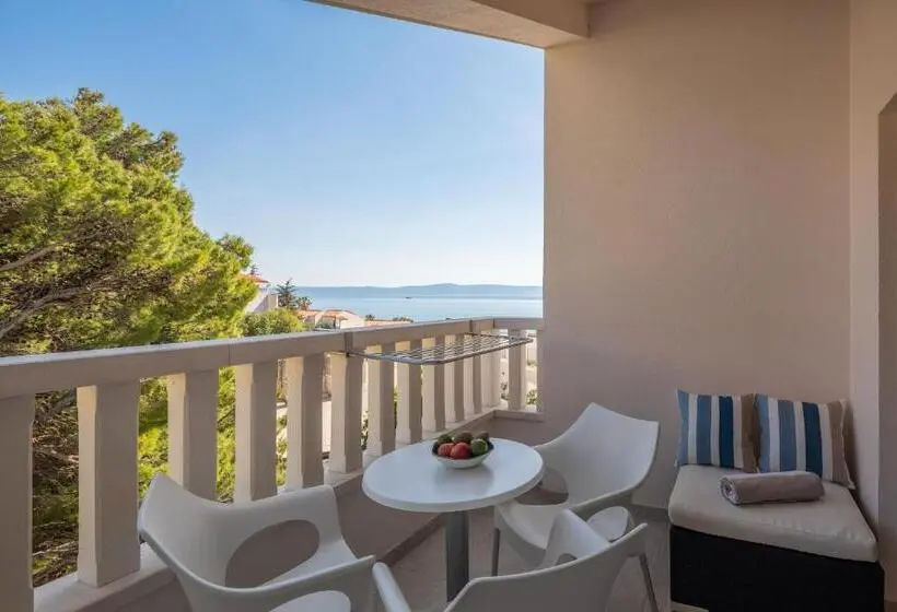 1 Schlafzimmer Apartment mit Balkon, Aparthotel Flora
