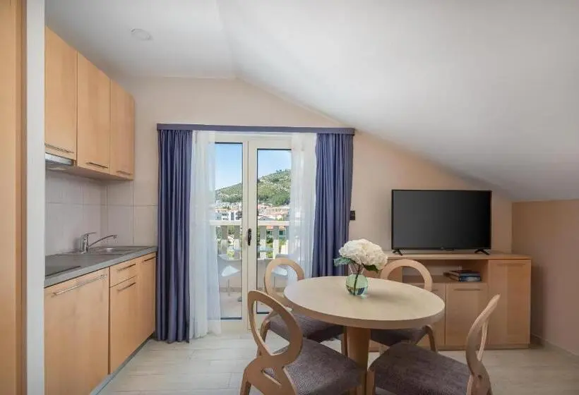 Standard Studio, Aparthotel Flora