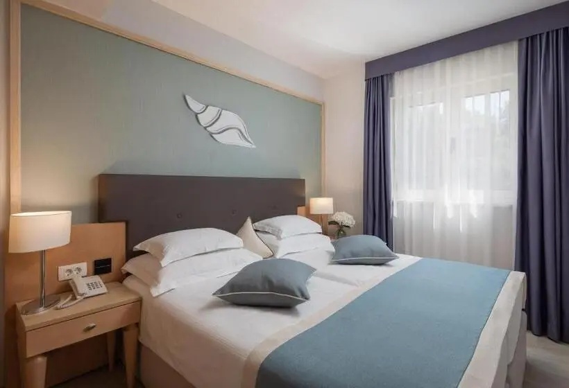 1 Schlafzimmer Apartment Meerblick, Aparthotel Flora