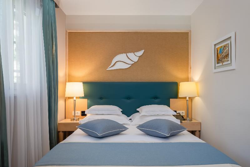 Студия Стандарт, Aparthotel Flora