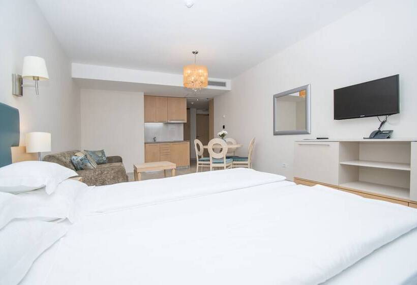 Escritório Estandar Vista Mar, Aparthotel Flora