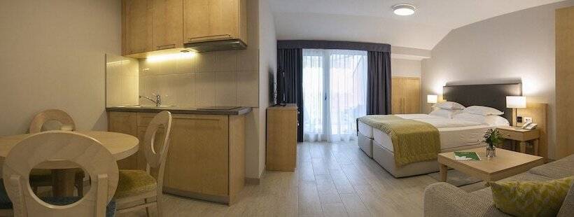 Escritório Estandar Vista Mar, Aparthotel Flora