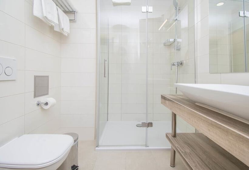 Apartamento 1 Dormitório Vista Mar, Aparthotel Flora