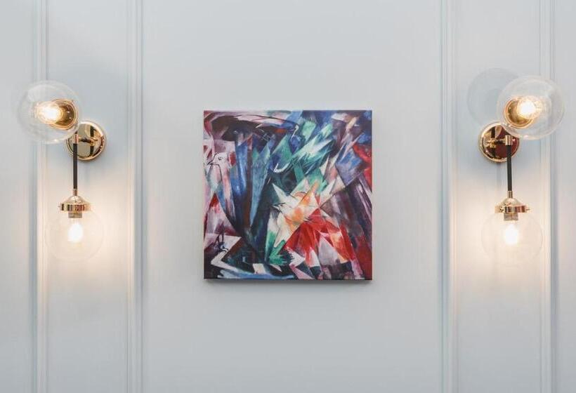 آپارتمان سوپریور 1 خوابه, Art Of Serenity