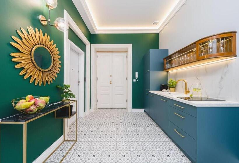 آپارتمان سوپریور 1 خوابه, Art Of Serenity