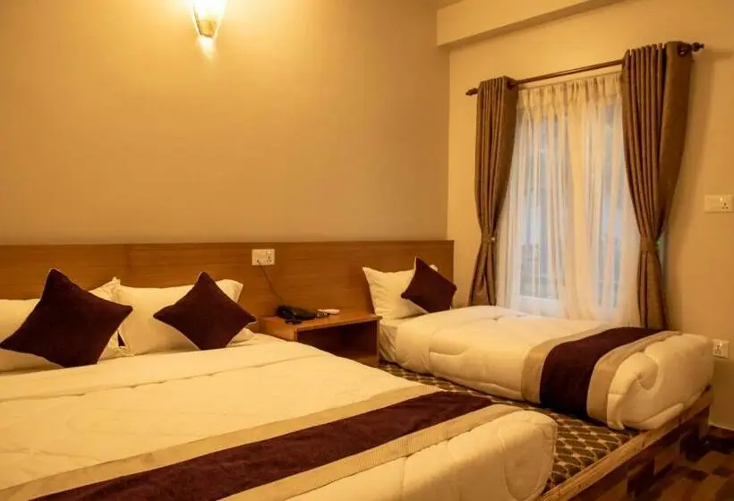 اتاق لوکس, Busy Bee Resort, Pokhara