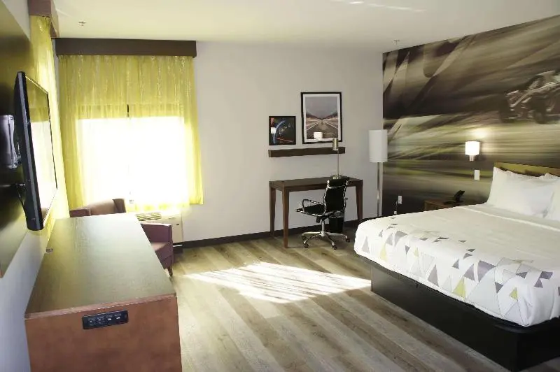 スタンダードルーム, La Quinta Inn & Suites By Wyndham Braselton