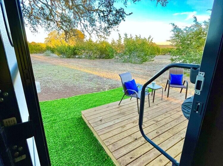 带双人床的基本房间, The Alexander At Creek Road