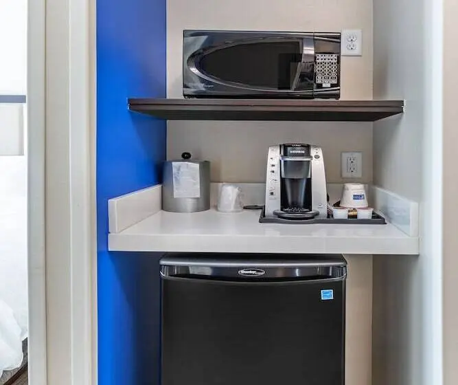 Sviitti Liikuntarajoitteisille, Holiday Inn Express & Suites Purcell, An Ihg