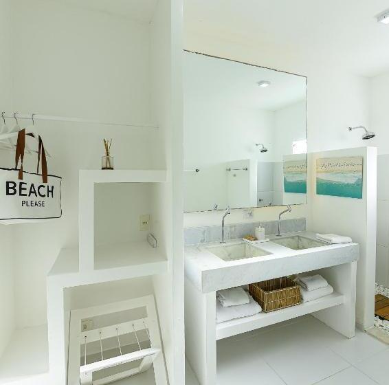 جناح مزوَّد بشرفة, Pe Na Areia Boutique