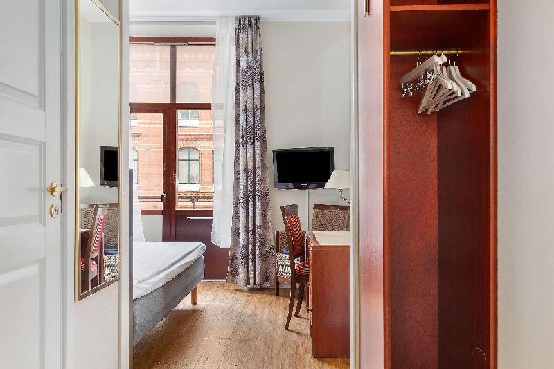 اتاق استاندارد یک نفره, Cosmo Hotel Espana Near Ust