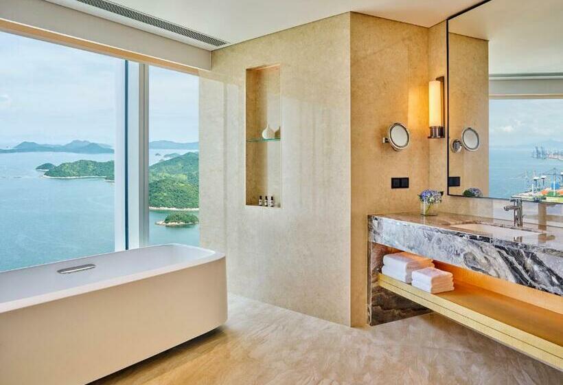 اتاق لوکس با چشمانداز دریا, Hyatt Regency Shenzhen Yantian