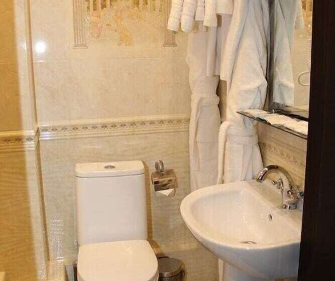 اتاق راحتی, Lazurny Bereg