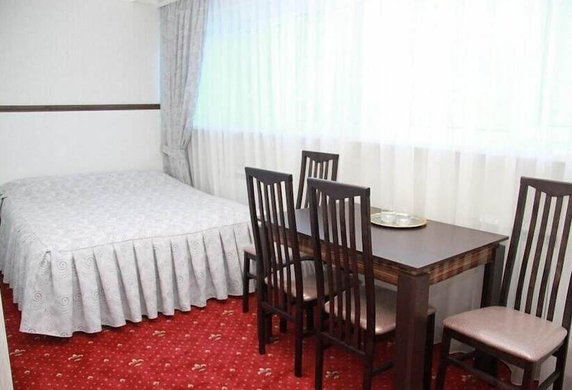 اتاق راحتی, Lazurny Bereg