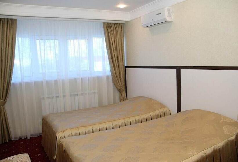 اتاق راحتی, Lazurny Bereg