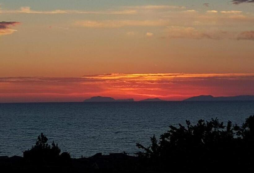 Triple Room Sea View, Madonna Della Scala