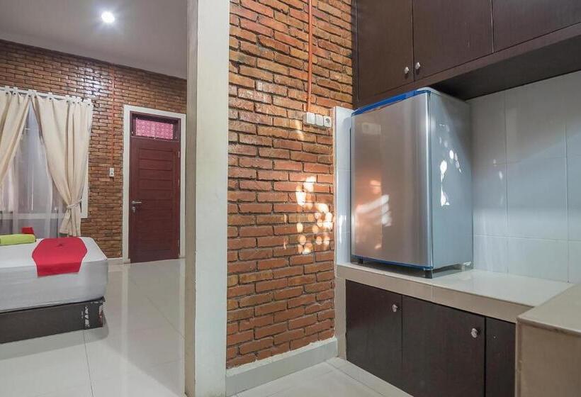 주니어 스위트, Reddoorz Plus Near Cambridge City Square 2