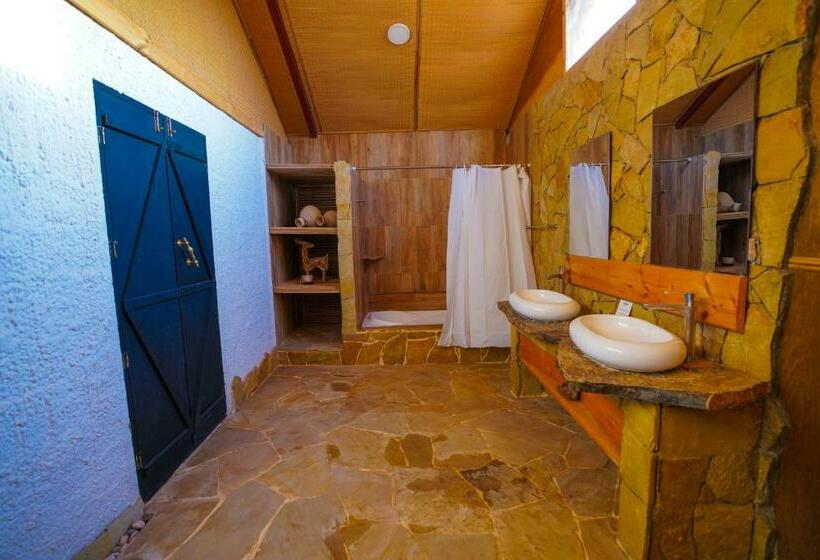 بانگلوی لوکس, Sama Ras Al Jinz Resort