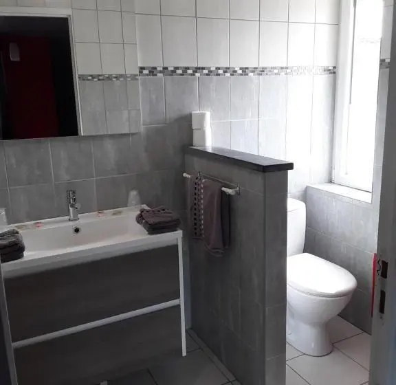 テラス付きスタンダードルーム, L Amarante Chambres D Hôtes Villefranche De Panat