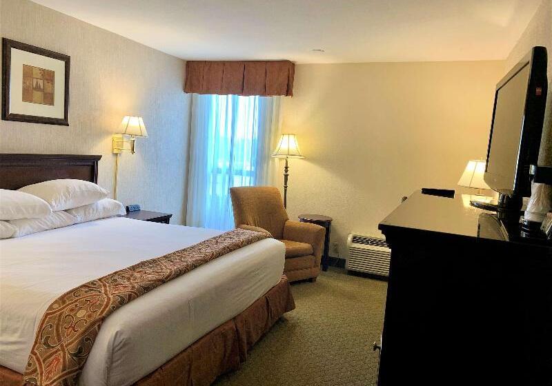 Стандартный Номер Кровать Кинг, Best Western Plus St. Louis Westwestport