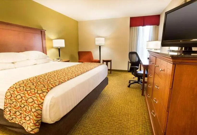 身障者適用スーペリアールーム, Drury Inn & Suites Charlotte University Place