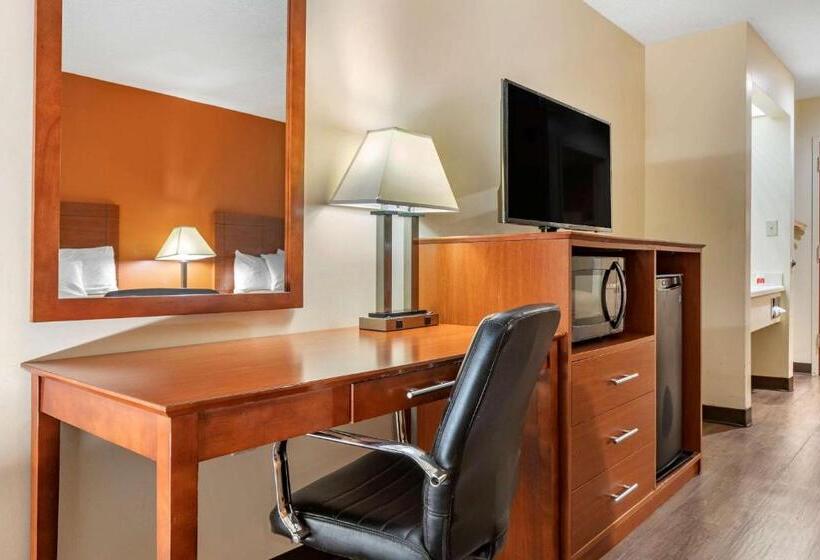 带2个双人床的标准工作室, Econo Lodge