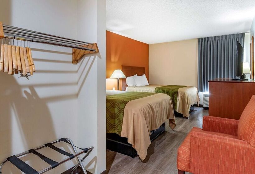 带2个双人床的标准工作室, Econo Lodge