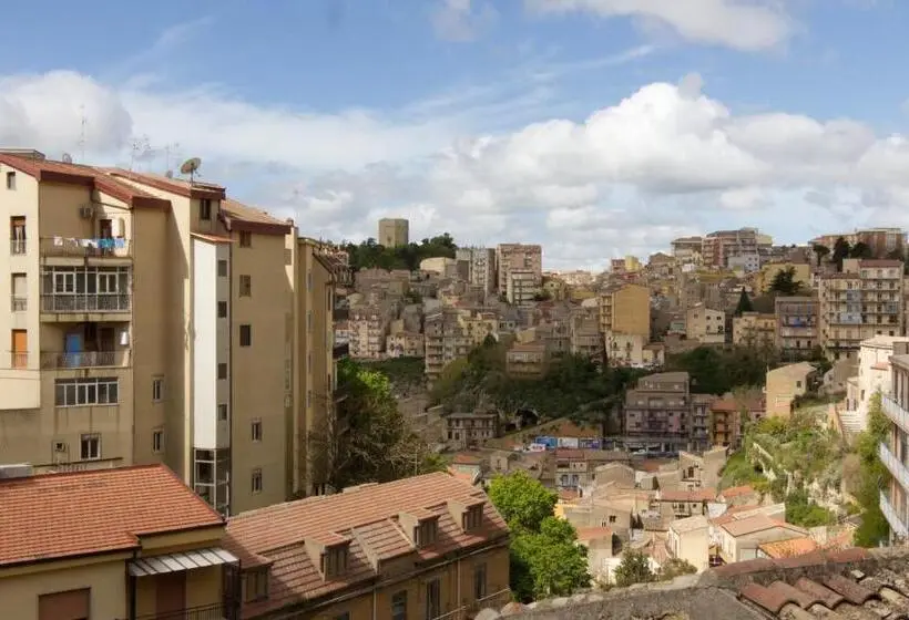 اتاق لوکس با بالکن, La Casa Di Pinocchio