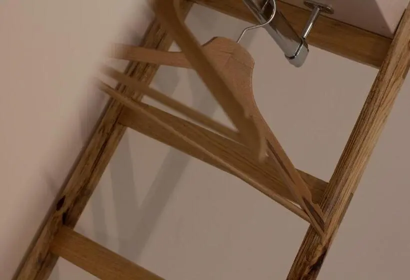 اتاق لوکس خانوادگی, La Casa Di Pinocchio
