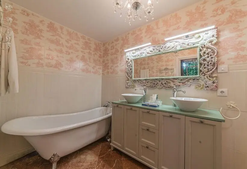 اتاق سوپریور, Rey Don Pedro Luxury Home