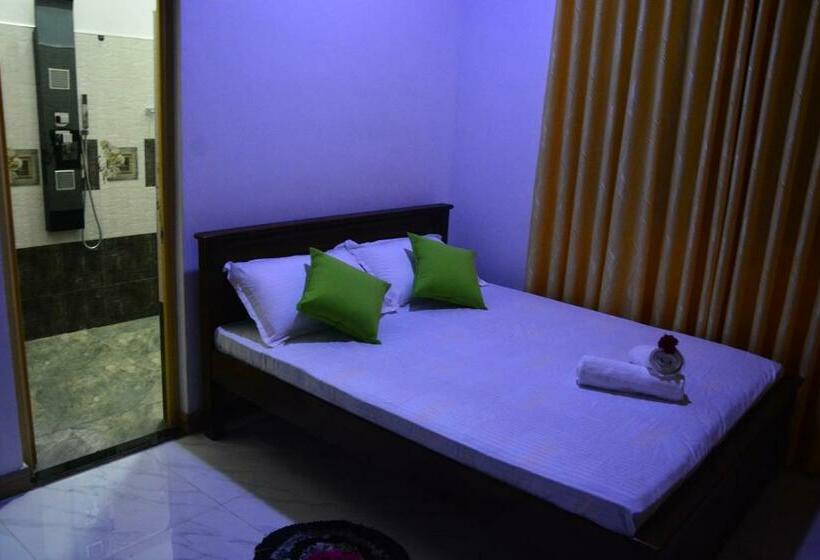 Chambre Standard avec Balcon, Seven Luck Palace