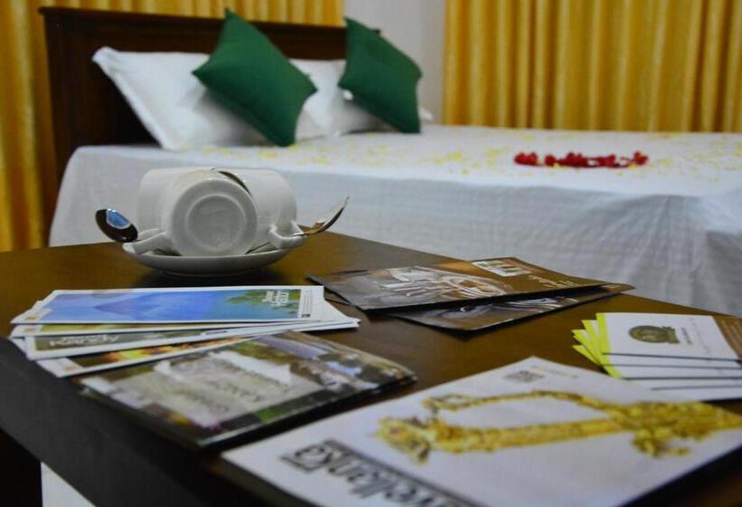 Chambre Deluxe avec Balcon, Seven Luck Palace