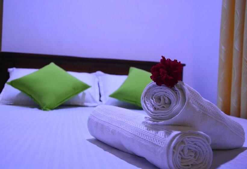 Chambre Standard avec Balcon, Seven Luck Palace