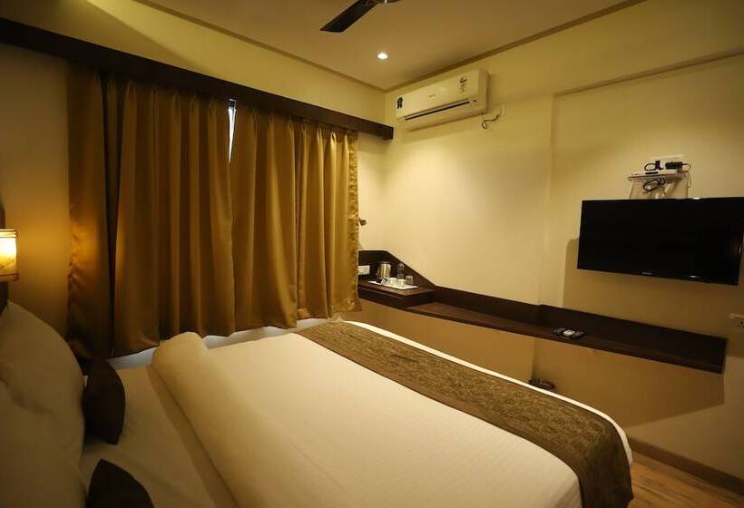 غرفة قياسية, Seven Sky