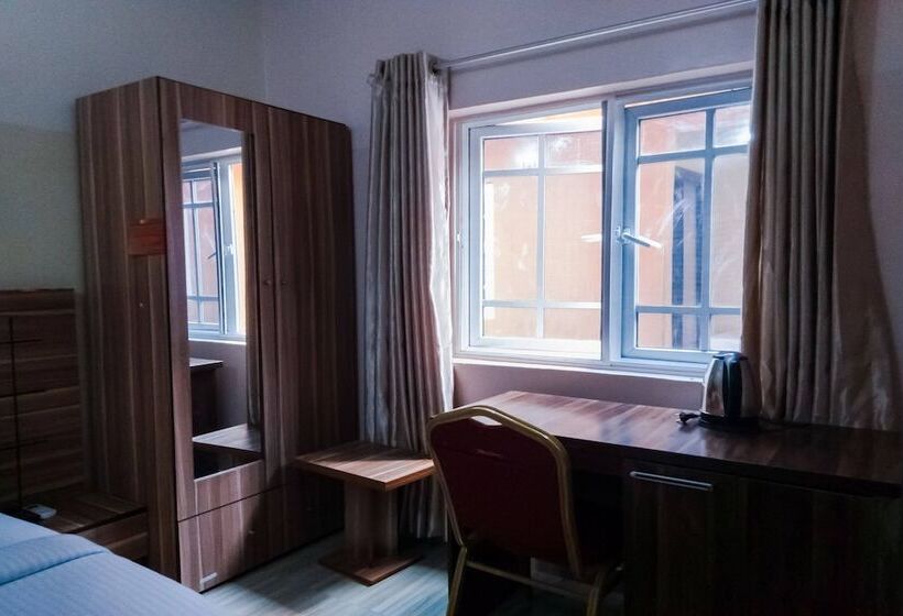 اتاق استاندارد یک نفره, Beneville Hotel And Apartment