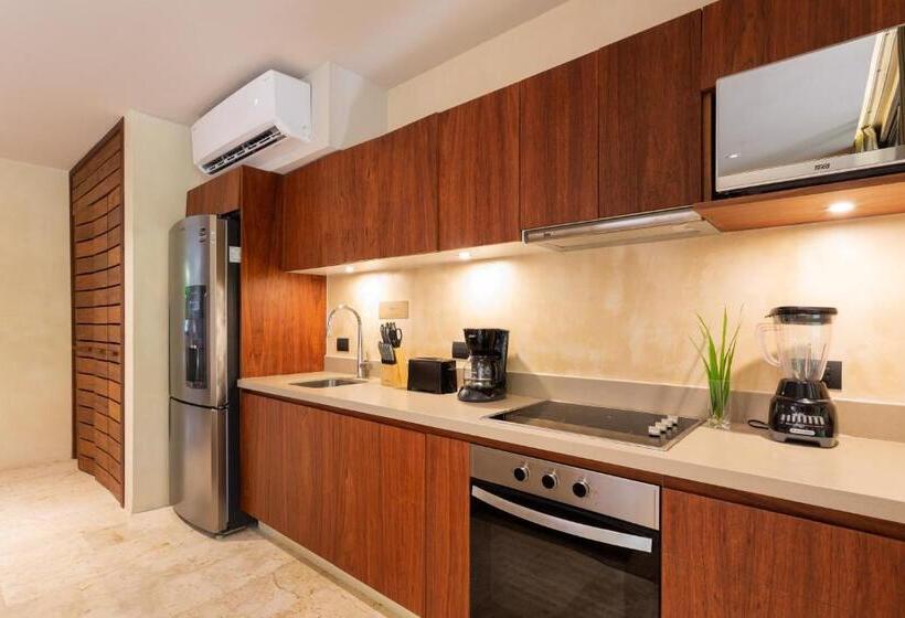 Deluxe Studio, Copal Tulum