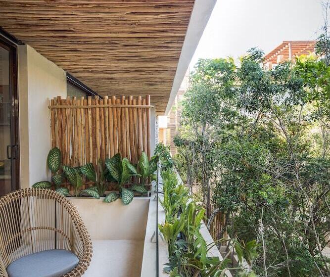 Deluxe Studio, Copal Tulum