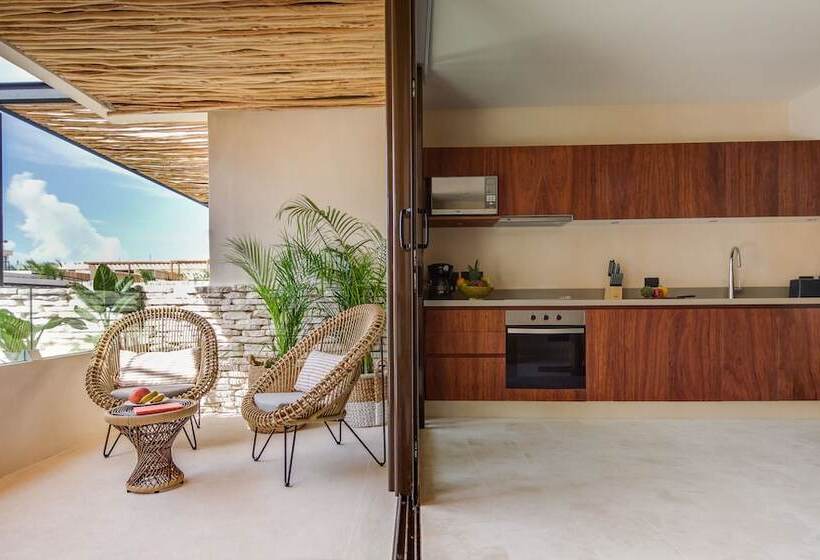 Deluxe Studio, Copal Tulum