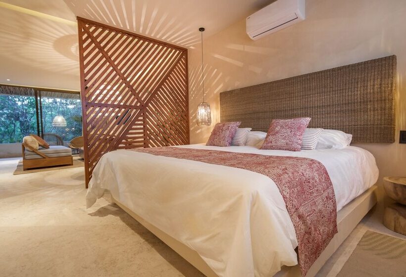 Deluxe Studio, Copal Tulum