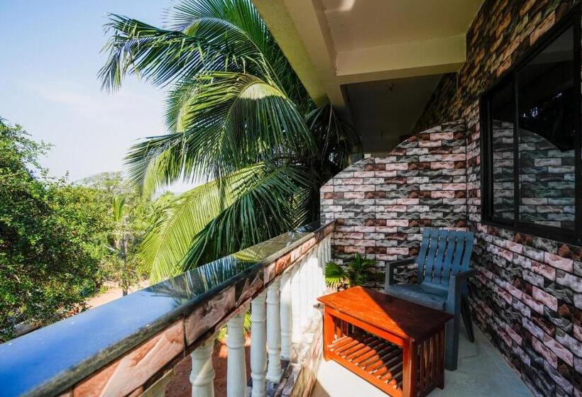 Quarto Deluxe com Sacada, Pasquina Baga