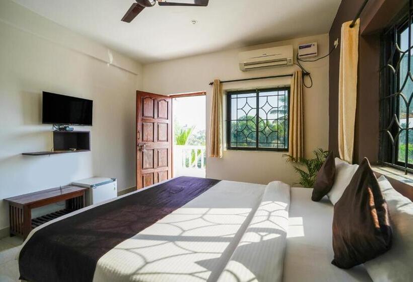 Quarto Deluxe com Sacada, Pasquina Baga