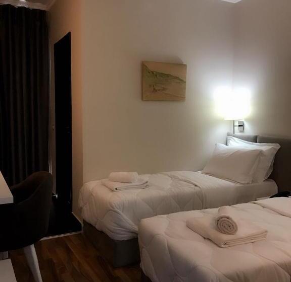 Chambre Standard, Ruby Palace