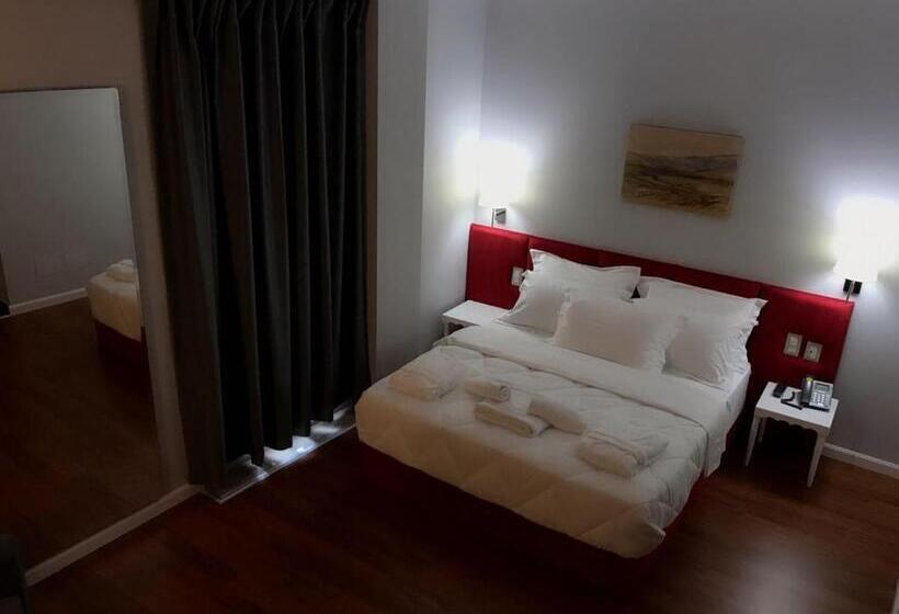 Chambre Deluxe, Ruby Palace