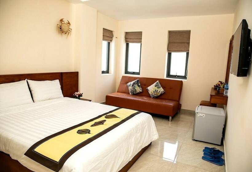 اتاق لوکس, Tu Phuong