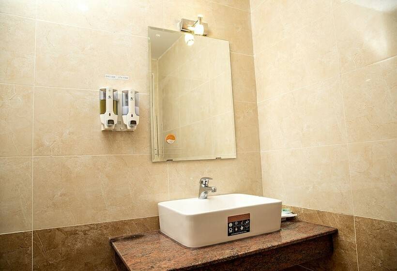 اتاق استاندارد, Tu Phuong