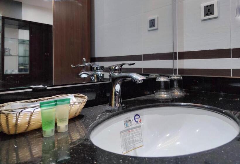 اتاق سوپریور با چشمانداز دریا, Gieng Ngoc