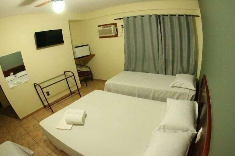 スタンダード4人部屋, Huana