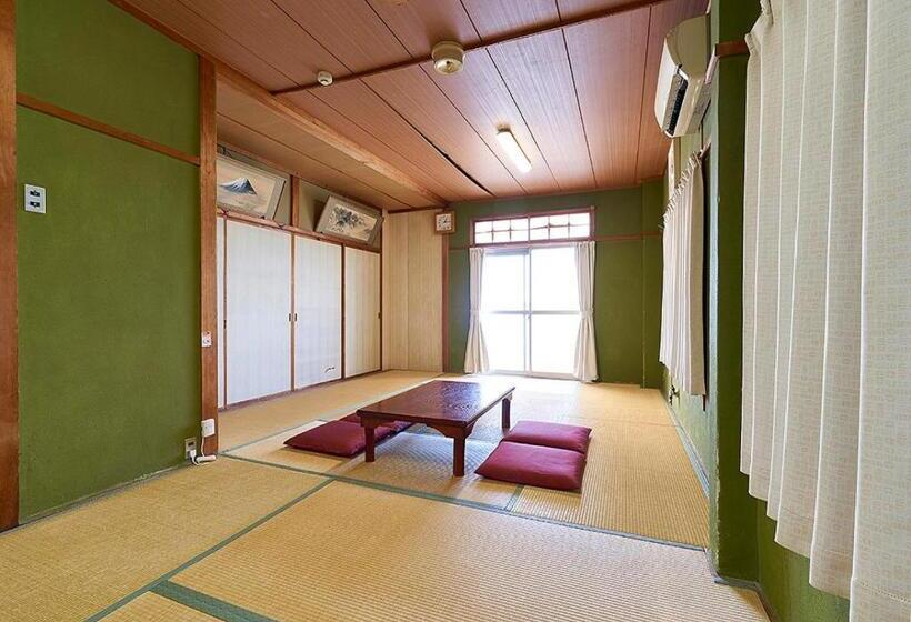 스탠다드 룸 공동 욕실, Minshuku Atsuhama