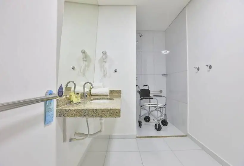 身障者適用スタンダードルーム, Nobile Inn Meridional Cariacica