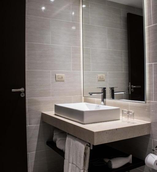 اتاق استاندارد یک نفره, Delfines Collection Hotel By Mercure